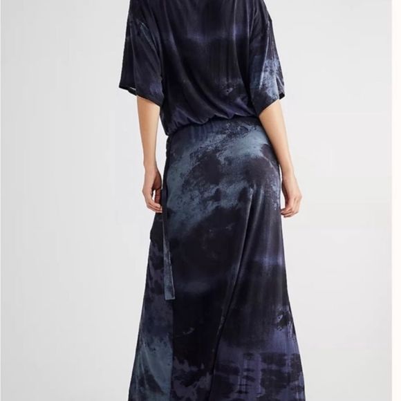 NEW Free People Alyssa Wrap Maxi Dress blue night sky Combo size XS,S, M,L - Picture 3 of 14